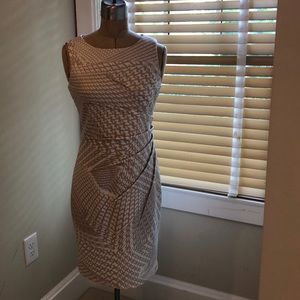 CALVIN KLEIN SHEATH DRESS
